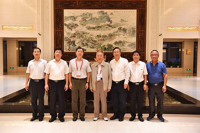 1--18日下午在双滦区考察调研